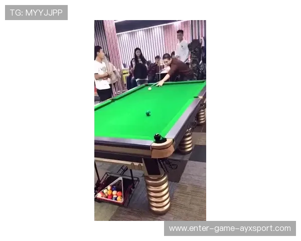 台球连续进袋，气势磅礴，引爆你的竞技激情